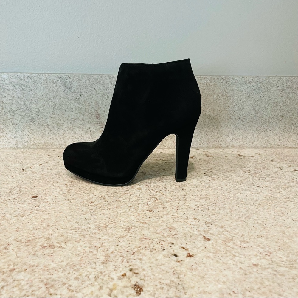 Heels / Heeled Booties